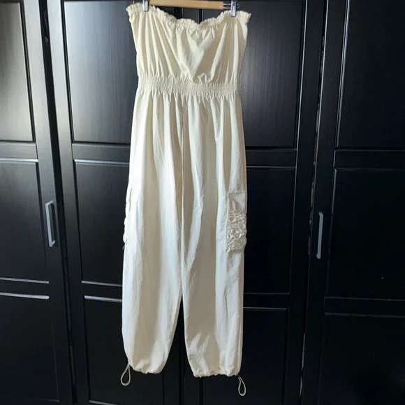 Skylar Rose cargo strapless jumpsuit - Picture 7 of 10